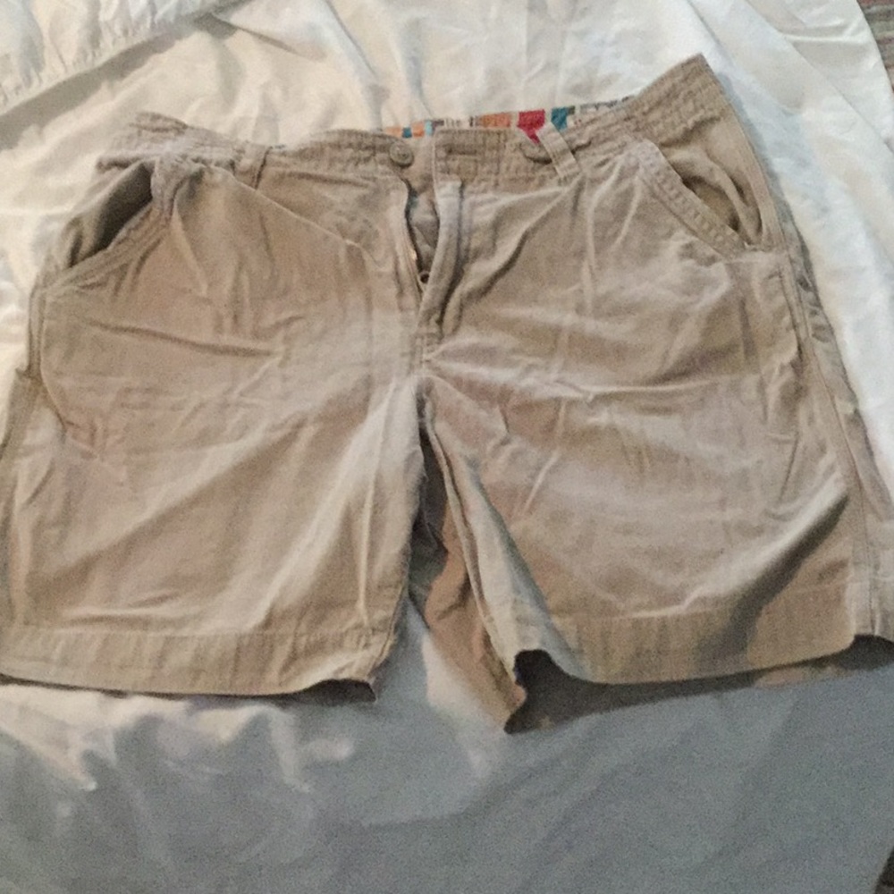 Lucky brand flat front shorts. Size 36